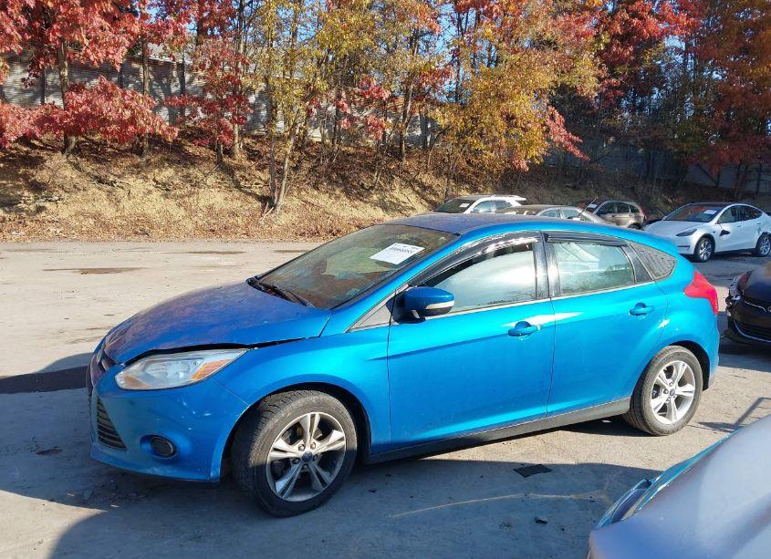 Photo 15 of 2014 Ford Focus SE (VIN 1FADP3K24EL173349)