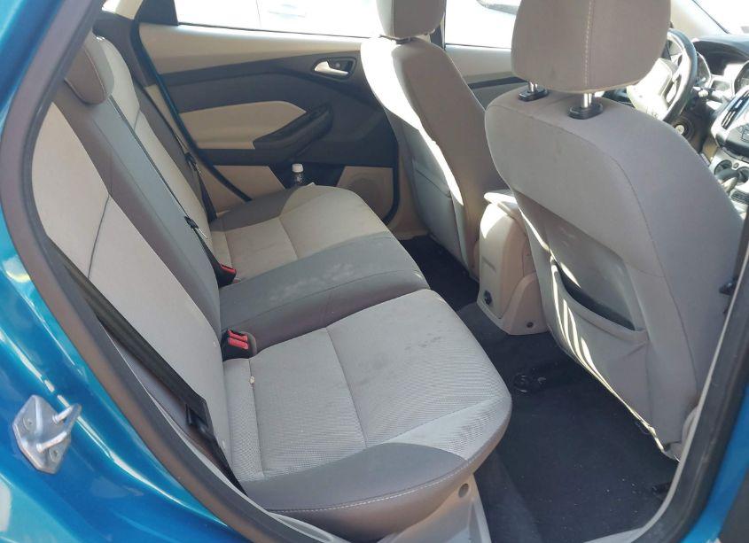 Photo 8 of 2014 Ford Focus SE (VIN 1FADP3K24EL173349)