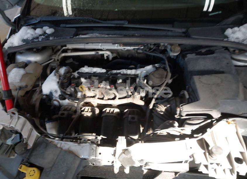 Photo 10 of 2014 Ford Focus SE (VIN 1FADP3K24EL206799)