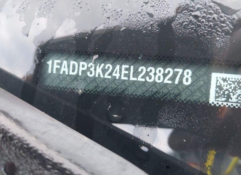 Photo 9 of 2014 Ford Focus SE (VIN 1FADP3K24EL238278)