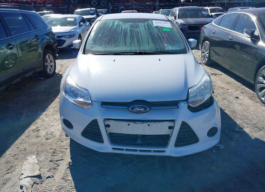 Photo 6 of 2014 Ford Focus SE (VIN 1FADP3K24EL301735)