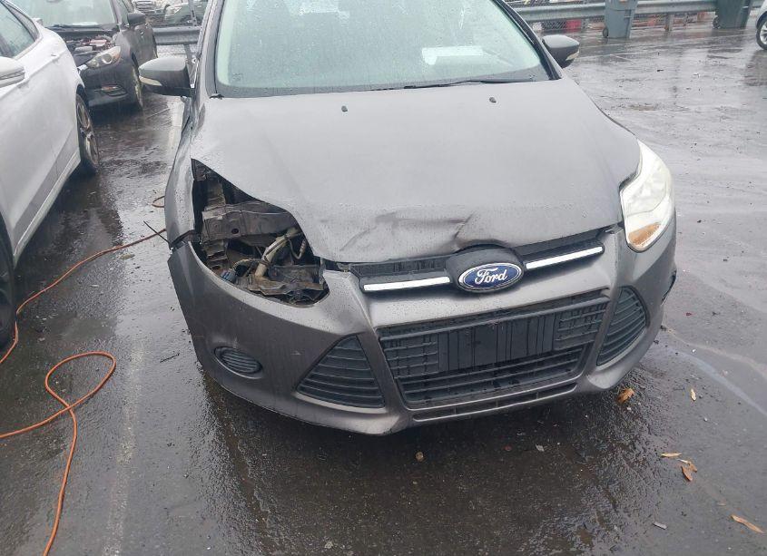 Photo 6 of 2014 Ford Focus SE (VIN 1FADP3K24EL304456)