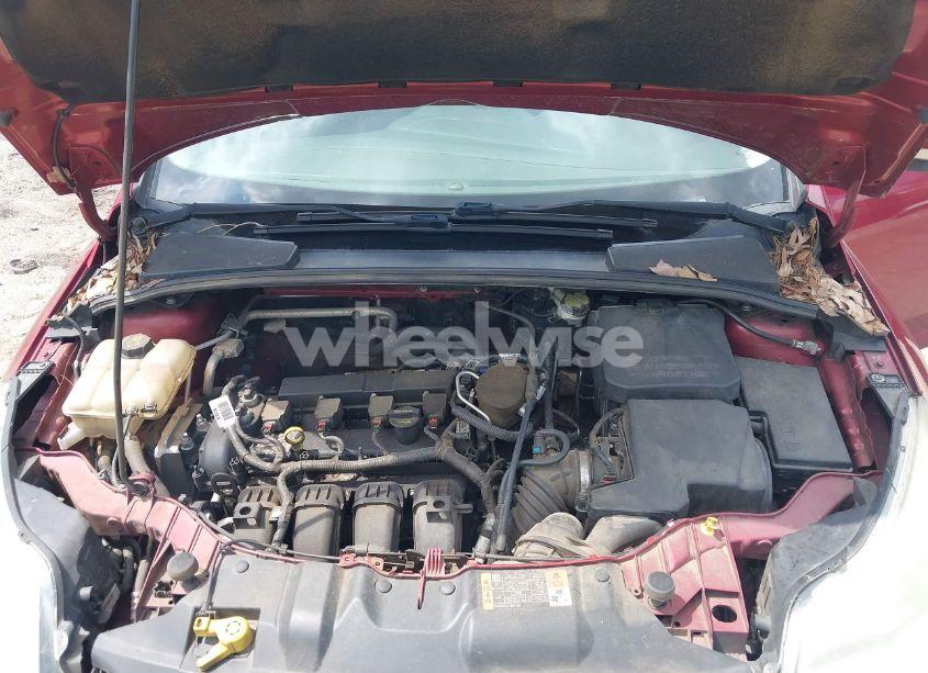 Photo 10 of 2014 Ford Focus SE (VIN 1FADP3K24EL367945)