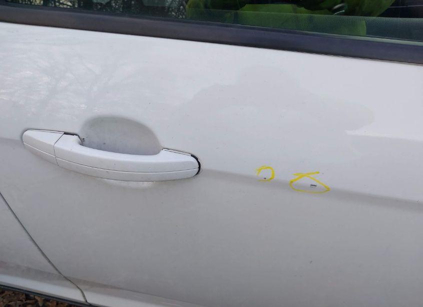 Photo 12 of 2014 Ford Focus SE (VIN 1FADP3K24EL395728)