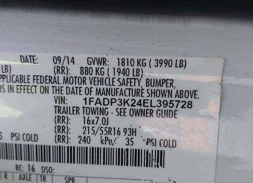 Photo 9 of 2014 Ford Focus SE (VIN 1FADP3K24EL395728)