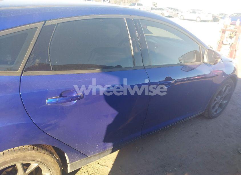 Photo 13 of 2014 Ford Focus SE (VIN 1FADP3K24EL403004)