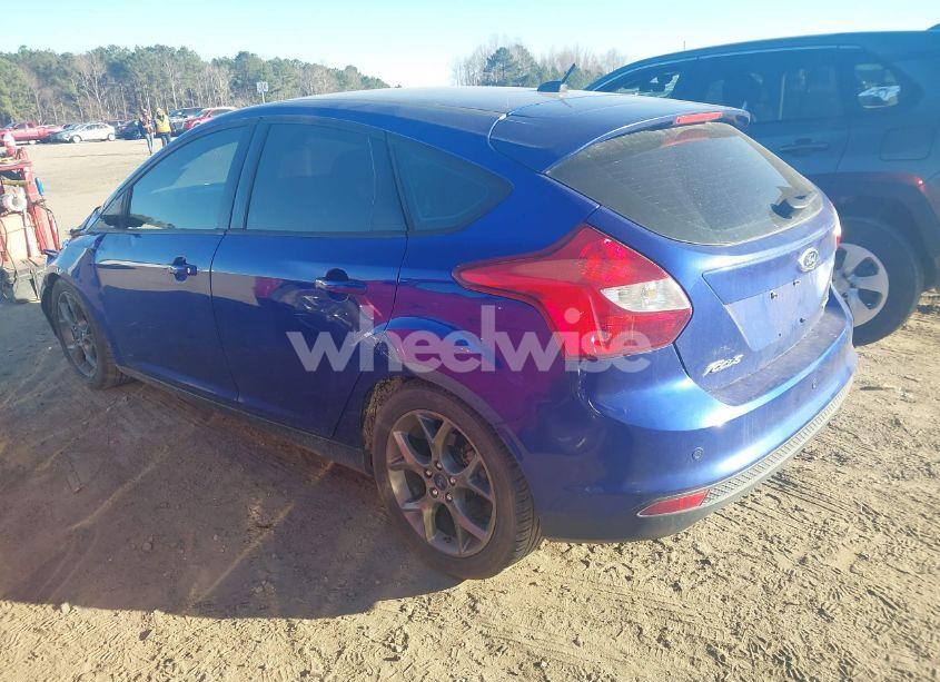 Photo 3 of 2014 Ford Focus SE (VIN 1FADP3K24EL403004)