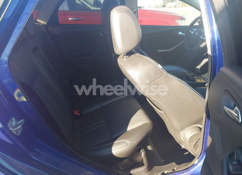 Photo 8 of 2014 Ford Focus SE (VIN 1FADP3K24EL403004)