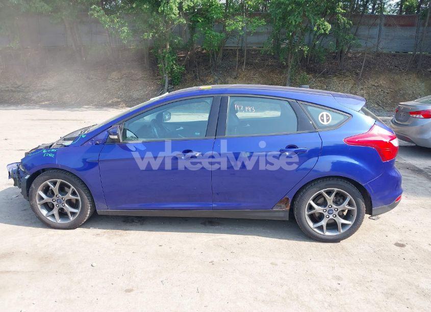 Photo 14 of 2014 Ford Focus SE (VIN 1FADP3K24EL404850)