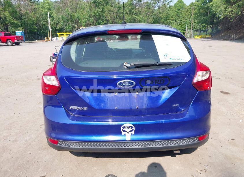 Photo 16 of 2014 Ford Focus SE (VIN 1FADP3K24EL404850)