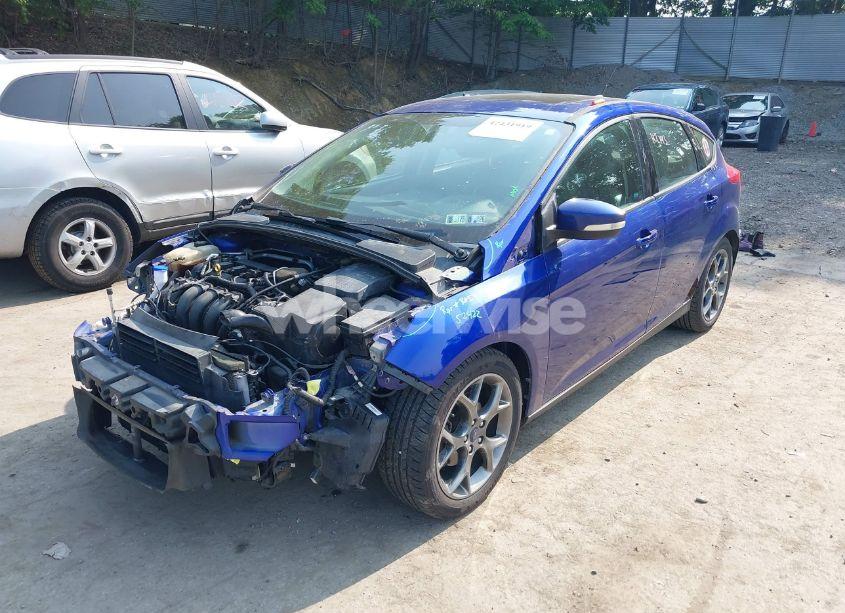 Photo 2 of 2014 Ford Focus SE (VIN 1FADP3K24EL404850)