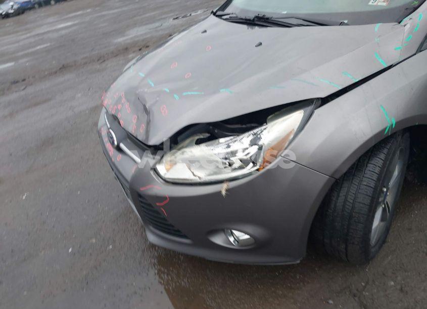 Photo 6 of 2014 Ford Focus SE (VIN 1FADP3K24EL409692)