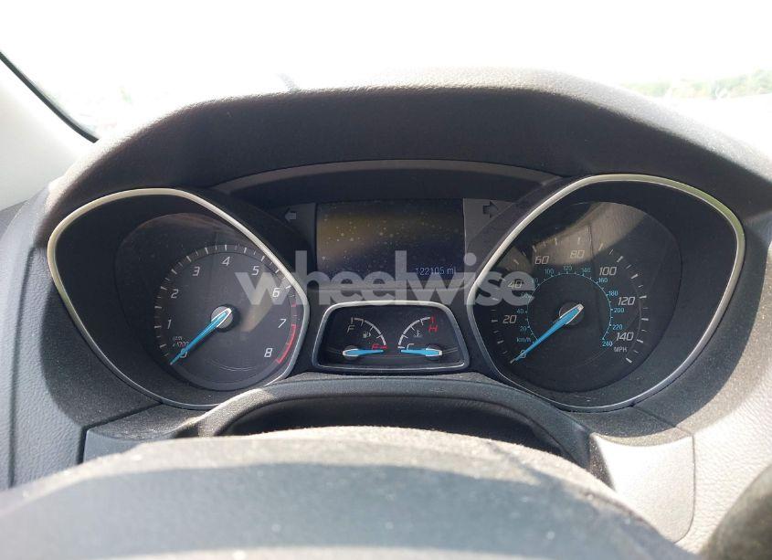 Photo 7 of 2014 Ford Focus SE (VIN 1FADP3K24EL411488)