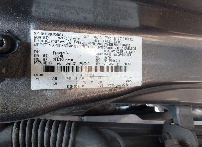 Photo 9 of 2014 Ford Focus SE (VIN 1FADP3K24EL411488)