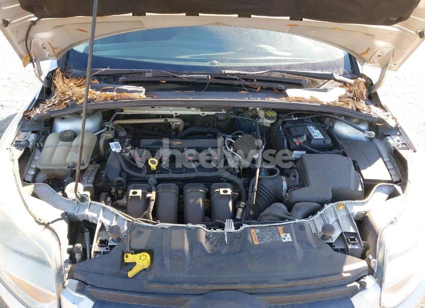 Photo 10 of 2014 Ford Focus SE (VIN 1FADP3K24EL447259)