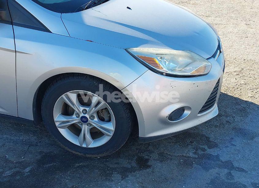 Photo 13 of 2014 Ford Focus SE (VIN 1FADP3K24EL447259)