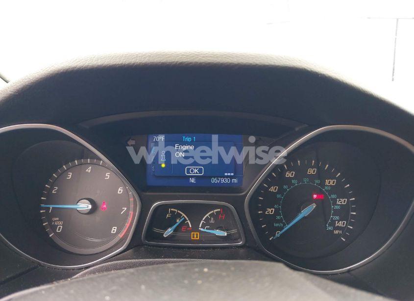 Photo 7 of 2014 Ford Focus SE (VIN 1FADP3K24EL463722)