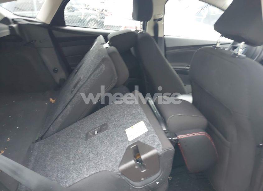 Photo 8 of 2015 Ford Focus SE (VIN 1FADP3K24FL241988)