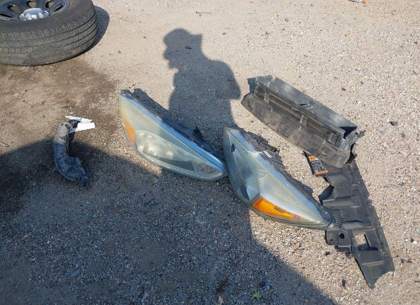 Photo 12 of 2015 Ford Focus SE (VIN 1FADP3K24FL263392)