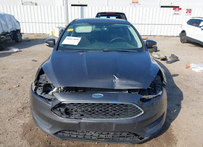 Photo 13 of 2015 Ford Focus SE (VIN 1FADP3K24FL263392)