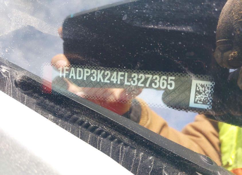 Photo 9 of 2015 Ford Focus SE (VIN 1FADP3K24FL327365)