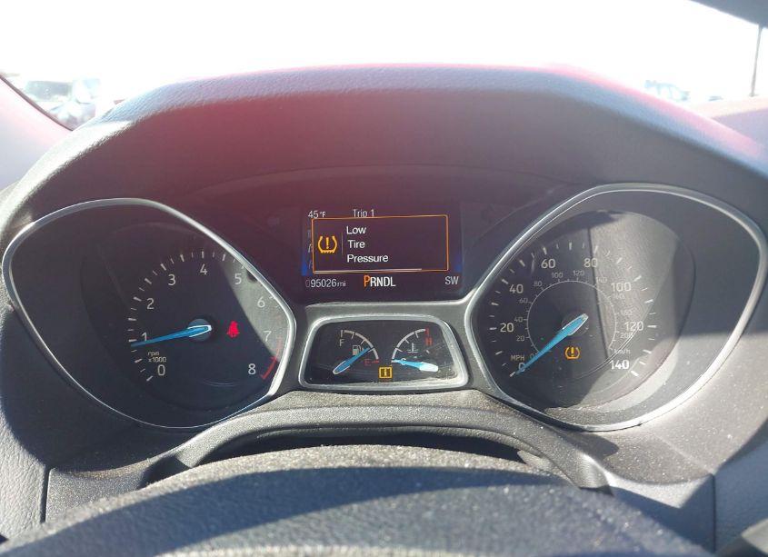 Photo 7 of 2015 Ford Focus SE (VIN 1FADP3K24FL372287)