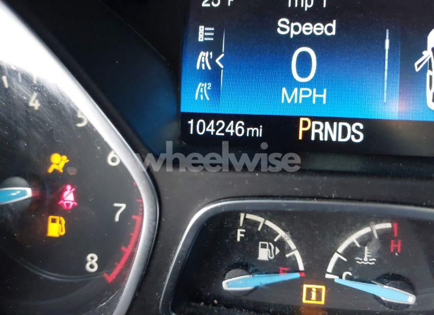 Photo 16 of 2015 Ford Focus SE (VIN 1FADP3K24FL384245)