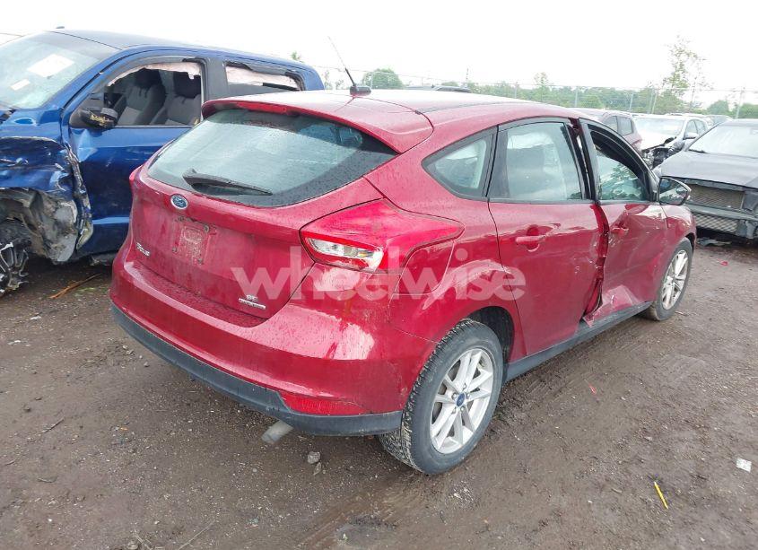 Photo 4 of 2016 Ford Focus SE (VIN 1FADP3K24GL233522)