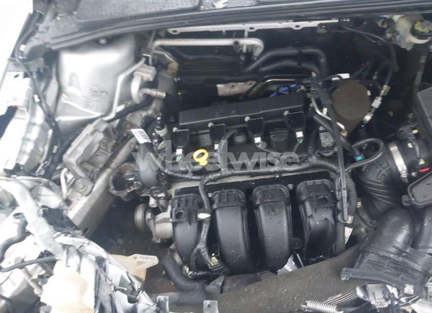 Photo 10 of 2016 Ford Focus SE (VIN 1FADP3K24GL283076)