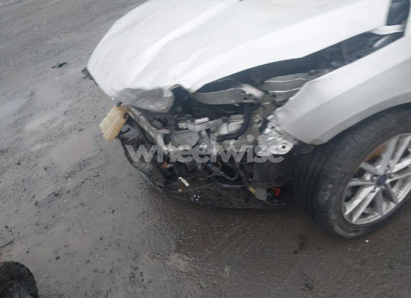 Photo 6 of 2016 Ford Focus SE (VIN 1FADP3K24GL283076)