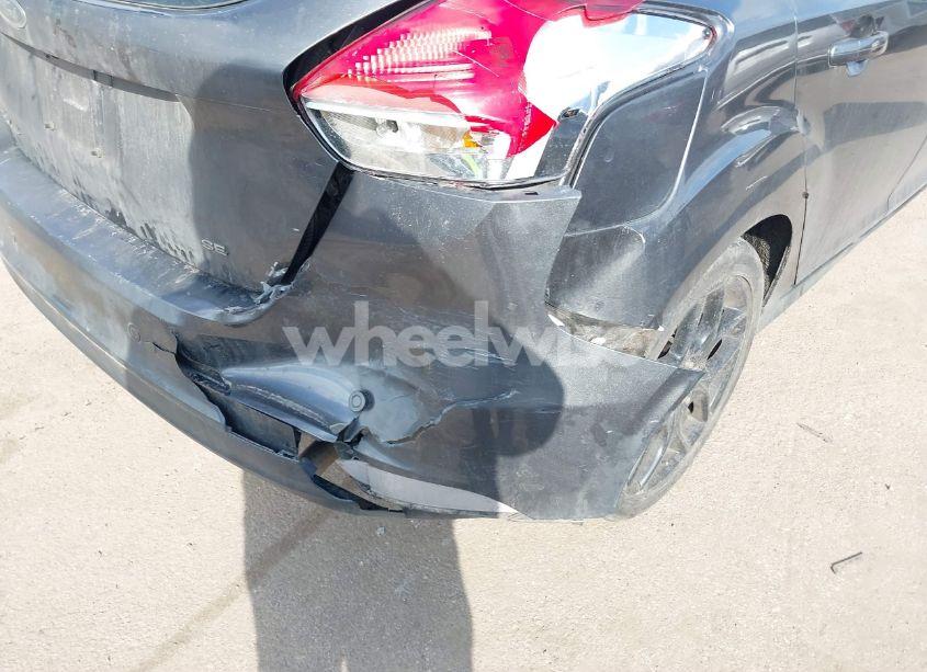 Photo 5 of 2016 Ford Focus SE (VIN 1FADP3K24GL340182)