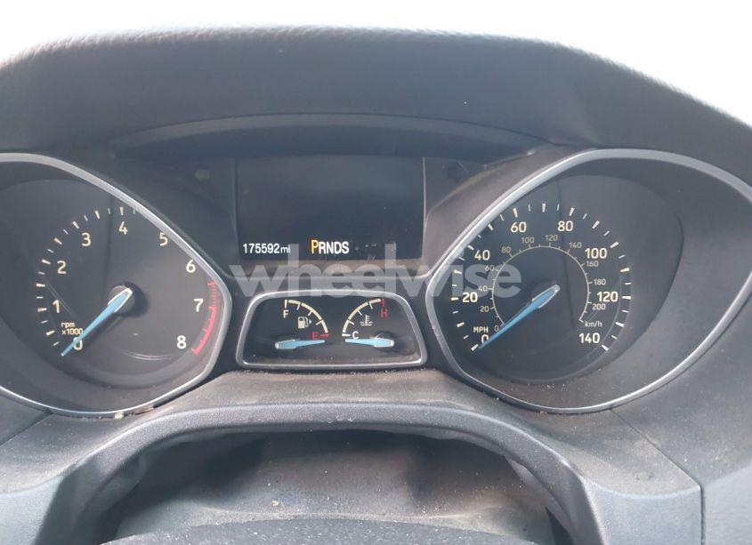 Photo 6 of 2016 Ford Focus SE (VIN 1FADP3K24GL340182)