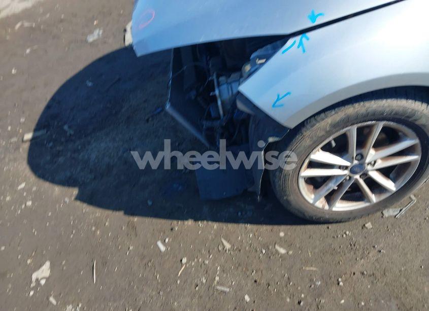 Photo 6 of 2017 Ford Focus SE (VIN 1FADP3K24HL217130)