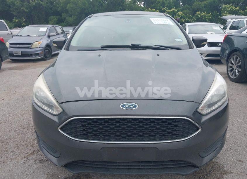 Photo 6 of 2017 Ford Focus SE (VIN 1FADP3K24HL249186)