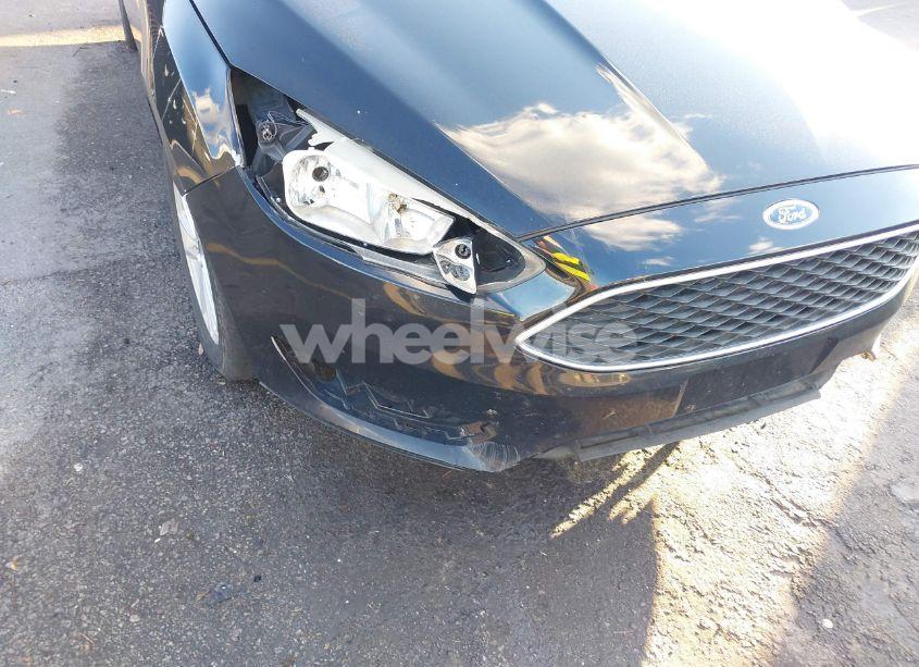 Photo 11 of 2017 Ford Focus SE (VIN 1FADP3K24HL301643)