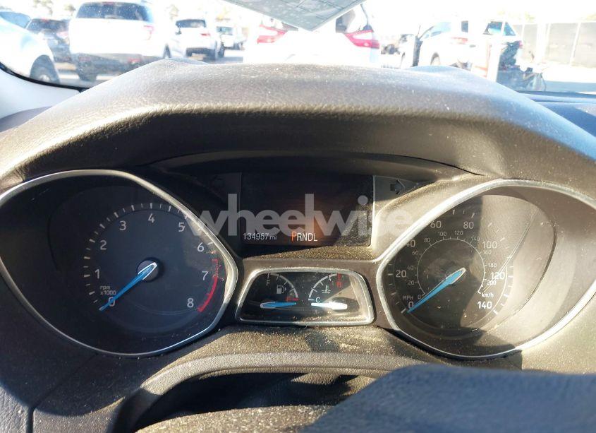 Photo 7 of 2017 Ford Focus SE (VIN 1FADP3K24HL301643)