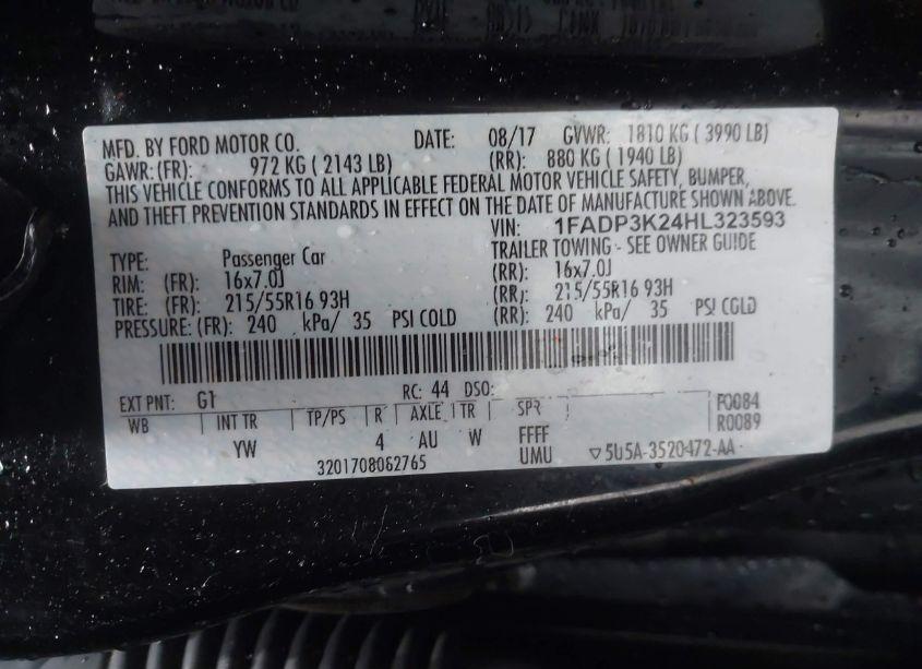 Photo 9 of 2017 Ford Focus SE (VIN 1FADP3K24HL323593)