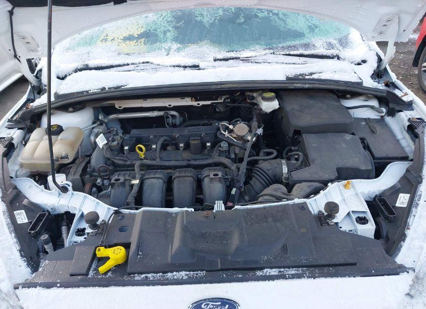 Photo 10 of 2018 Ford Focus SE (VIN 1FADP3K24JL254216)