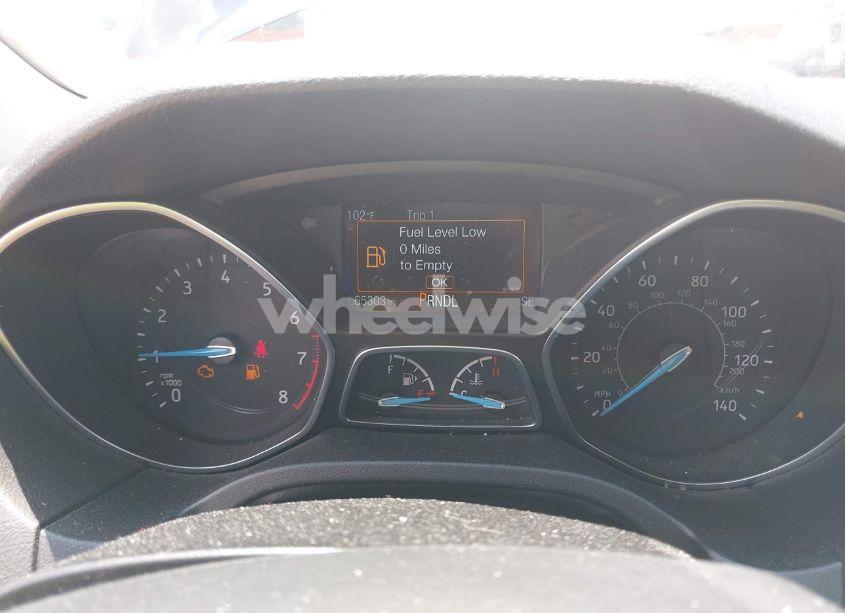 Photo 7 of 2018 Ford Focus SE (VIN 1FADP3K24JL257956)