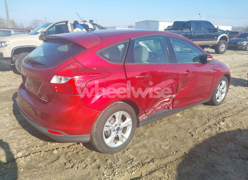 Photo 4 of 2013 Ford Focus SE (VIN 1FADP3K25DL155411)