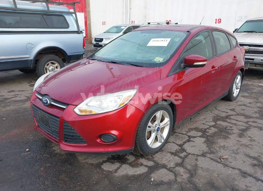 Photo 2 of 2013 Ford Focus SE (VIN 1FADP3K25DL160558)