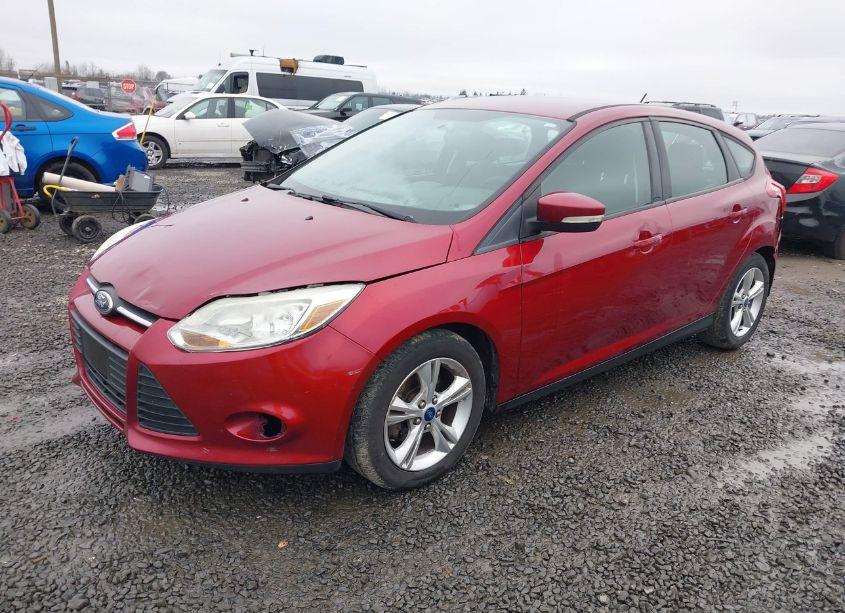 Photo 2 of 2013 Ford Focus SE (VIN 1FADP3K25DL190482)