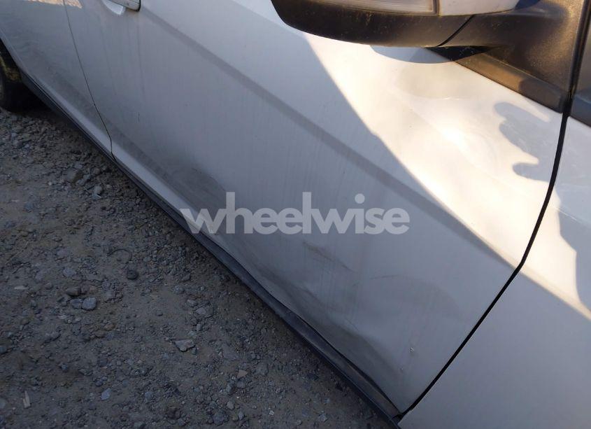 Photo 13 of 2013 Ford Focus SE (VIN 1FADP3K25DL359335)