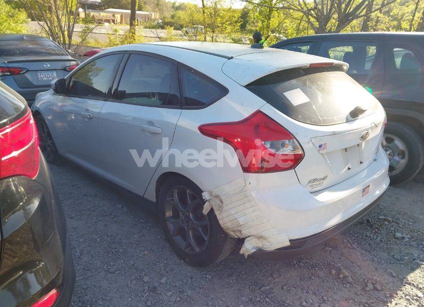 Photo 3 of 2013 Ford Focus SE (VIN 1FADP3K25DL359335)