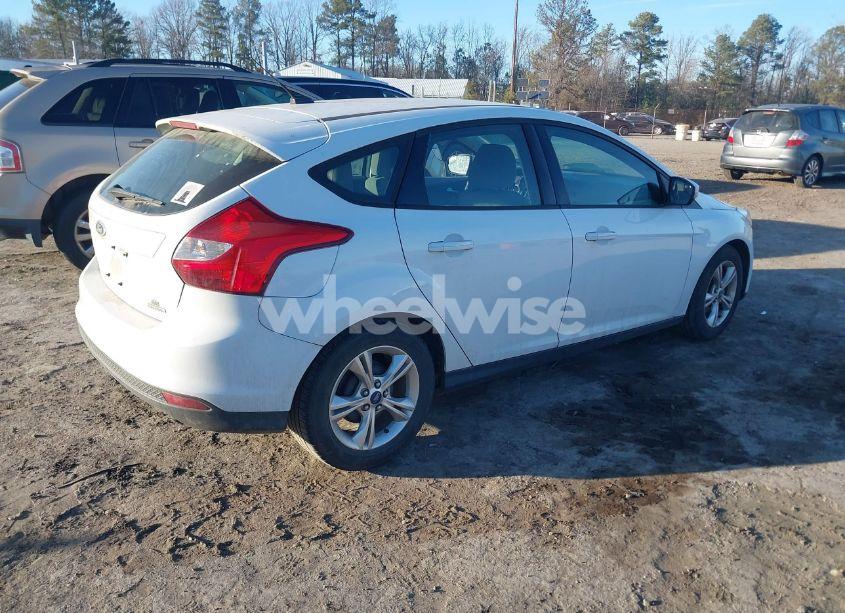 Photo 4 of 2013 Ford Focus SE (VIN 1FADP3K25DL370187)