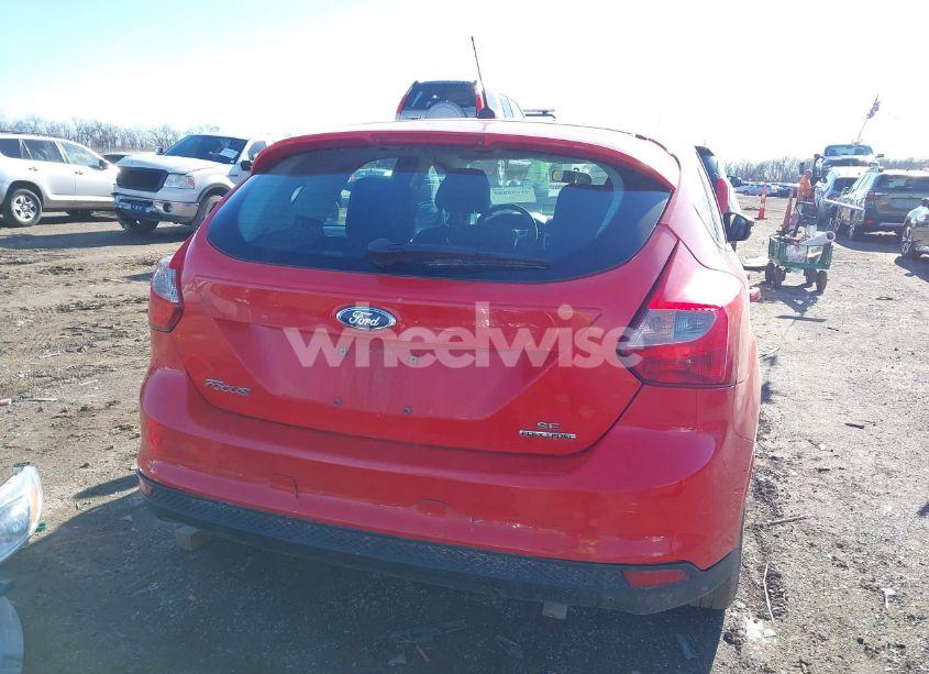 Photo 17 of 2013 Ford Focus SE (VIN 1FADP3K25DL371291)