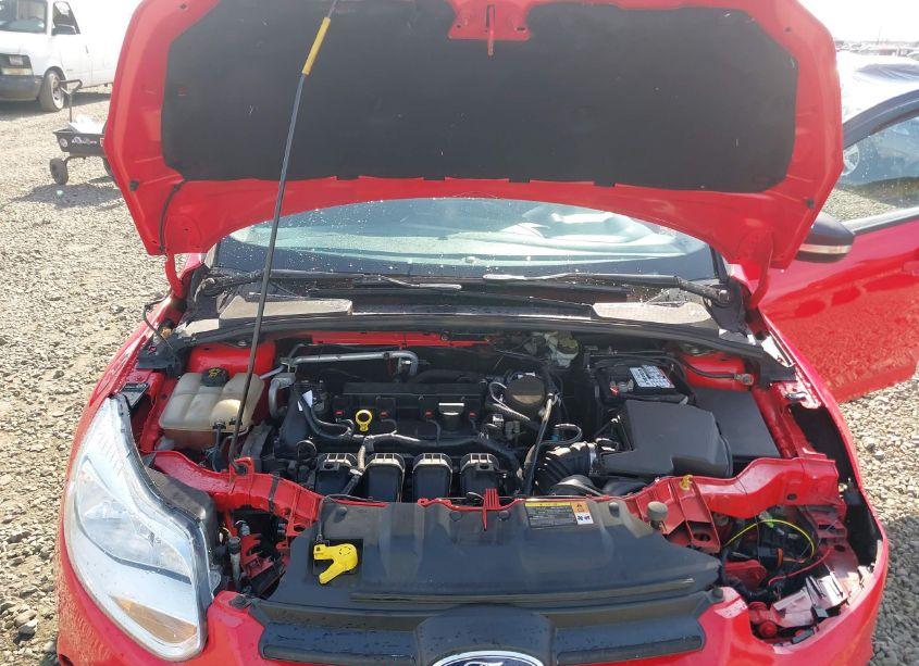 Photo 10 of 2014 Ford Focus SE (VIN 1FADP3K25EL100314)