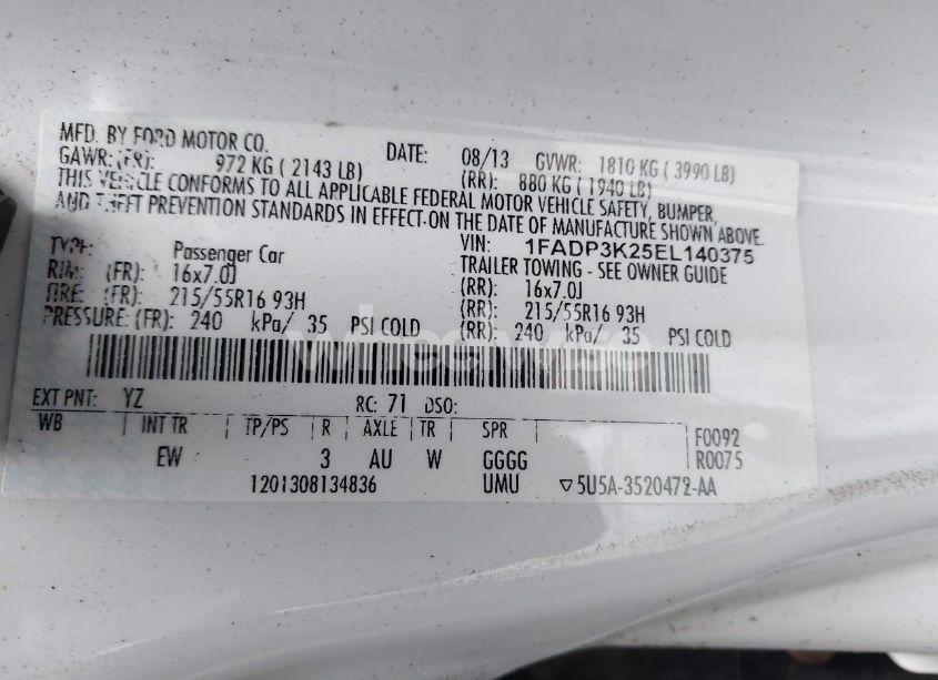 Photo 9 of 2014 Ford Focus SE (VIN 1FADP3K25EL140375)