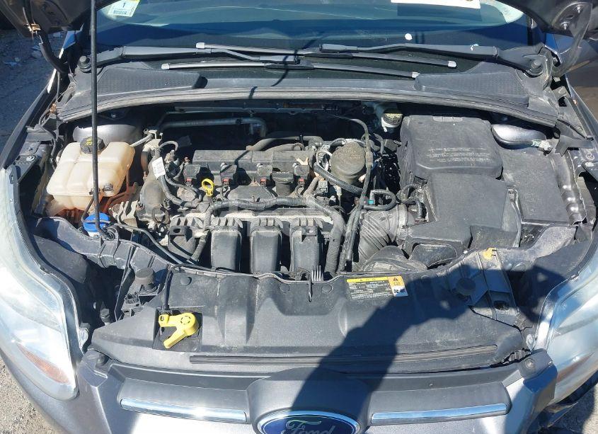 Photo 10 of 2014 Ford Focus SE (VIN 1FADP3K25EL144927)