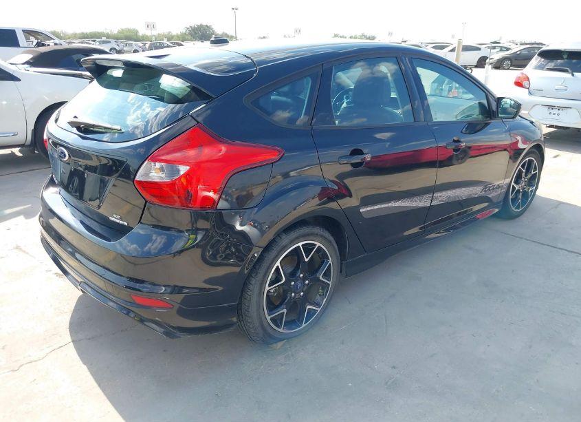 Photo 4 of 2014 Ford Focus SE (VIN 1FADP3K25EL156902)